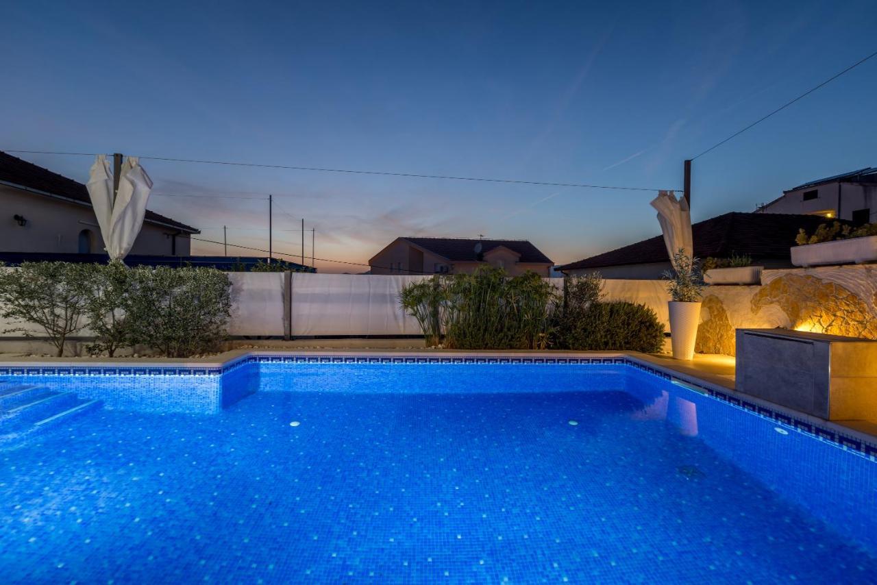Villa Costa Blu With Pool By The Sea Trogir Exterior photo