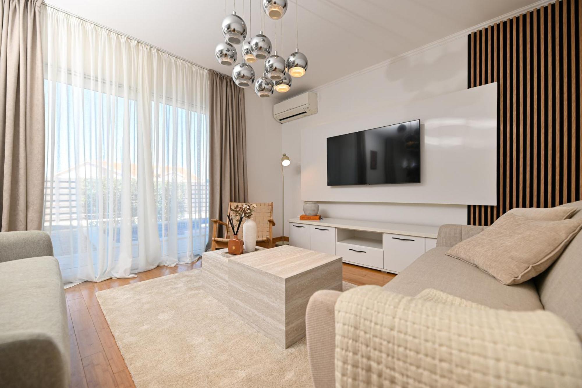 Villa Costa Blu With Pool By The Sea Trogir Exterior photo